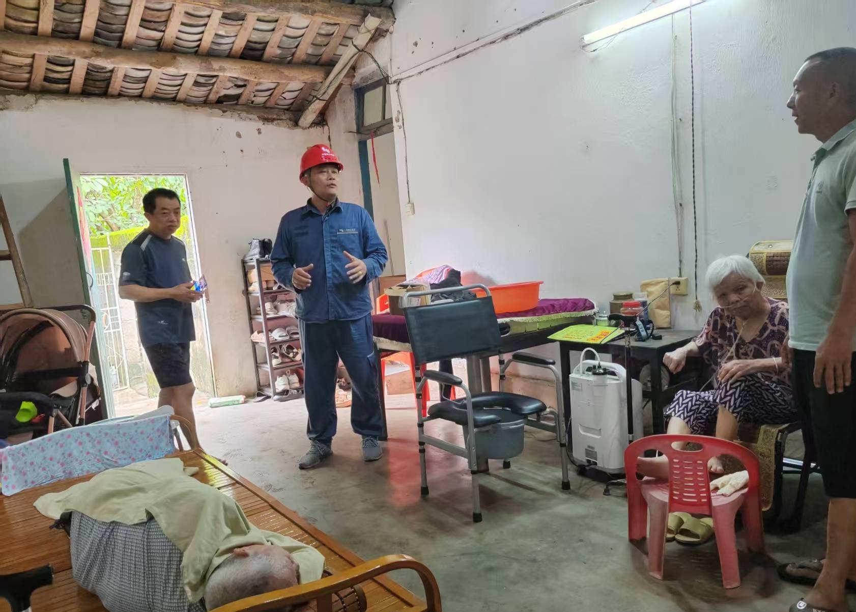 “這臺發電機<strong></p>
<p>發電機
</strong>，讓我們安心！”:發電機
